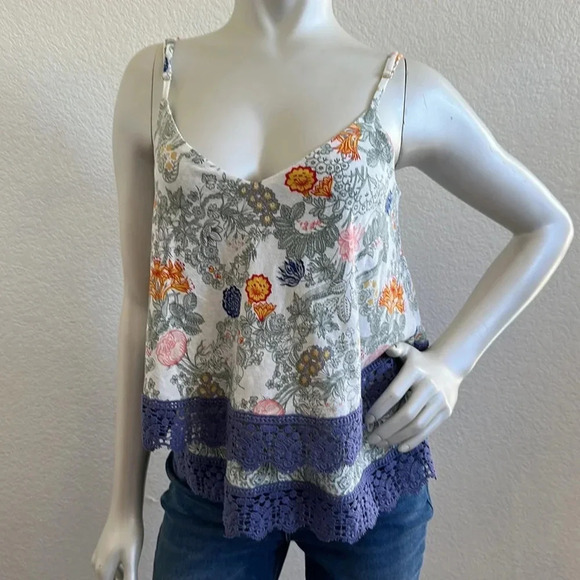 Floreat Loved by Anthroplogie Double Layer Crochet Trim Tiered Swing Tank Top - Picture 2 of 8
